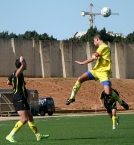 אלי מזוז באקרובטיקה מול דומר(צילום:לירן דורף)