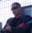 שקט לאלדד שביט, אסי לא תעלה