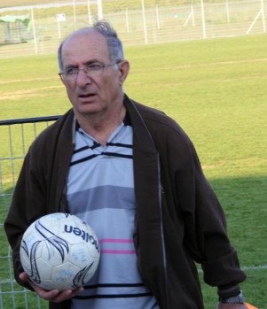 מרגיש מעודד. סבח דניאל (אורי דוד)