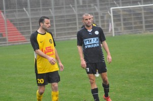 משחק משעמם. עדי סופר (בכחול) ואשרף סולימן