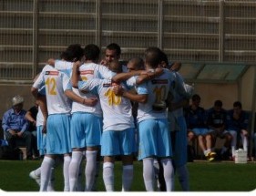 איפה הכסף? שחקני צפרירים בעונה שעברה.