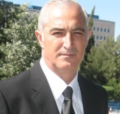 החרים את ערב הגאלה. אלי מלול.