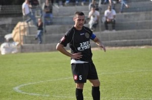 עזיבה משמועתית. זיו אוסון.