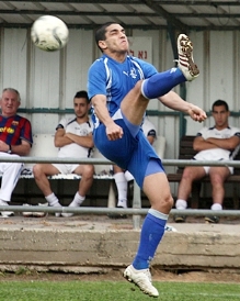 פרש מכדורגל. יהודה בכר