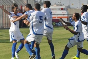 חזרו לנצח. שחקני א.א.פאחם. (צילום: מוחמד חאדר אניס).