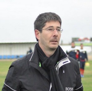 ממשיך עונה נוספת. סער