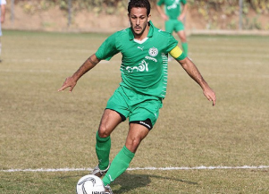 אסי בוזגלו במדי עמישב