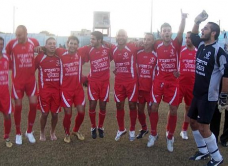 ישחקו בליגה ב'. שחקני הפועל שפרעם