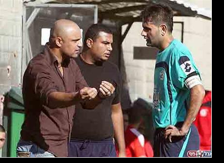 בהג'ת עודה(משמאל)