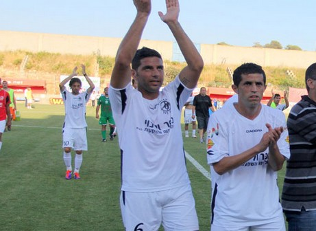 סספורטס (משמאל) צילום: וואלה ספורט