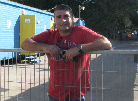 ההנהלה תומכת. זוהר יצחק (עודד חסין)