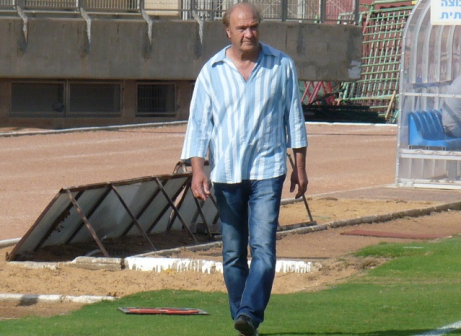 הולך הביתה!!.משה אוננה