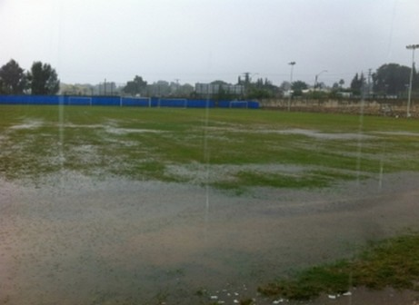 המגרש בבאר יעקב מוצף