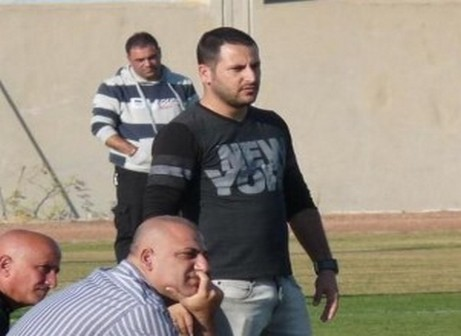 בוזגלו ושטרית (למטה) שתיקה רועמת של בעל הבית