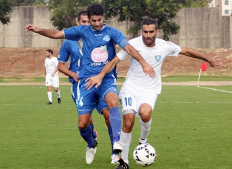 תיקו ראשון באילת. עמיאל עוצר את אליהו במשחק הקודם בין הקבוצות (לירן דורף)