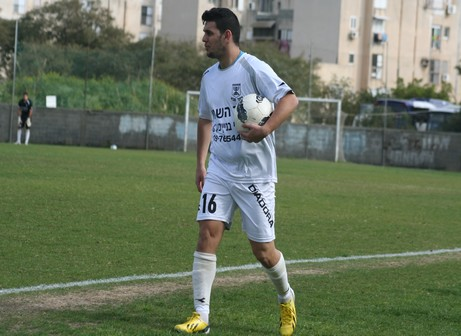 יוני רביבו. מסוגל להוביל את כפ