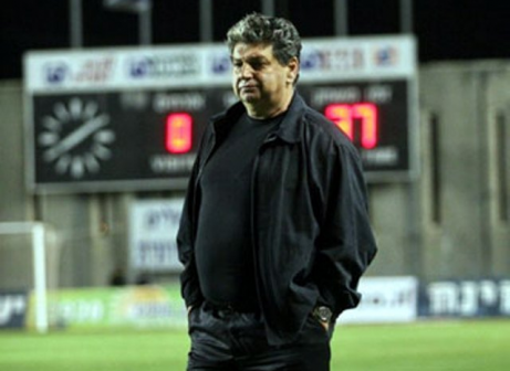 משלוש תצא אחת. שום (צילום: אתר ספורט 5)