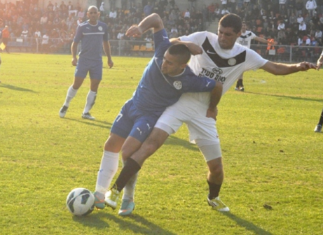 יפרוץ בליגה הלאומית? ניר כהן (בכחול. חאדר אניס)