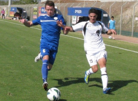 צפוי לפתור את בעיית המגן. שולקובסקי (משמאל. עודד חסין)