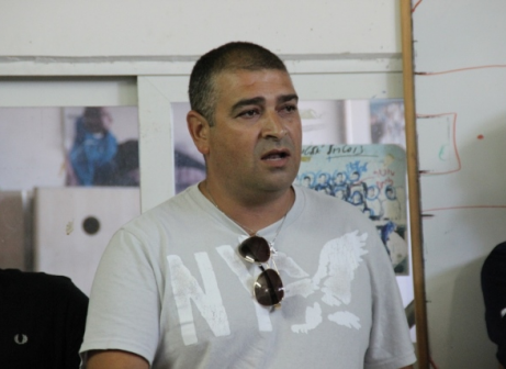 מודאג מהיכולת. זוהר יצחק (עודד חסין)