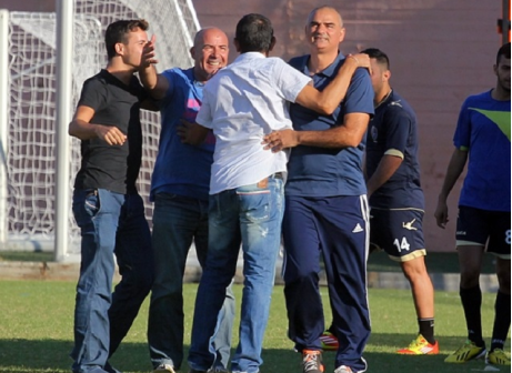 שילם את המחיר. חמו (שני משמאל. לירן דורף)