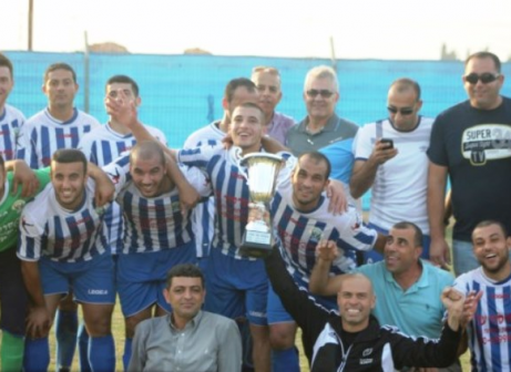 גביע היסטורי. שועאע חוגגת (צילום: לוטפי עיסא, אתר אלמקאן)