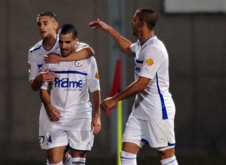 להילחם בשביל הסמל. בן עשור (צילום: וואלה ספורט)