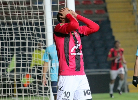 שוב הסתבך. צבאג (צילום: לירן דורף)