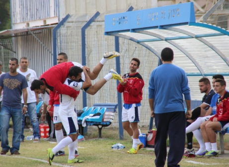השביתו את האימון. שחקני טבריה בימים יפים יותר (עודד חסין)