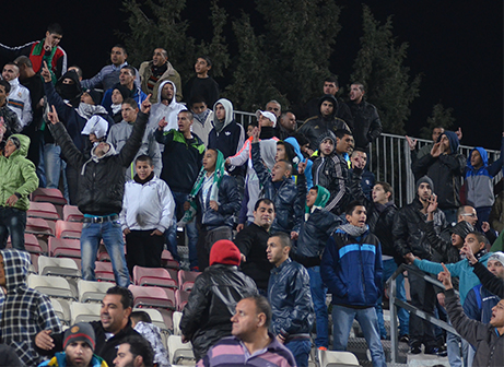 אוהדי אחי נצרת (צילום: ארנון לוי)