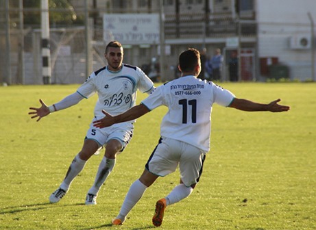 אלמקייס חוגג (צילום: עודד חסין)