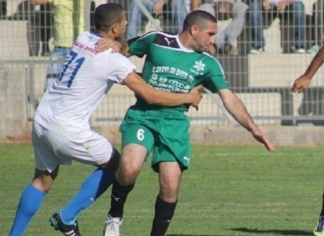 פגע ללא כדור. אסעד (בירוק) (צילום: אחמד עזאיזה)