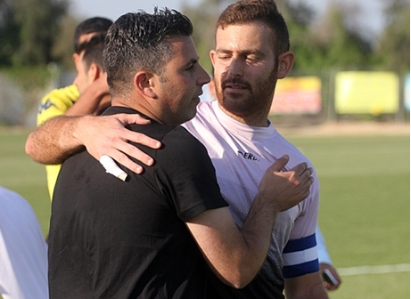 זדה מנחם את גלברט בסיום (לירן דורף)