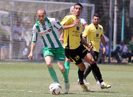 סולימנוב מנסה לברוח מאיטח (לירן דורף)