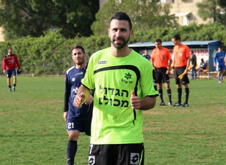 ניצחון חשוב. רביבו (עודד חסין)