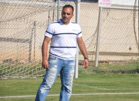 באקה היא האופציה הראשונה. פרהוד (אחמד עוויסאת)