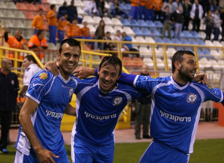 נחום משמאל (וואלה)