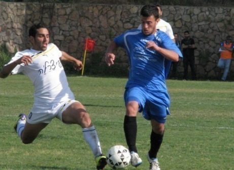 דודי אלישע (בכחול) (עודד חסין)