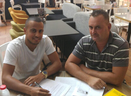 חג'ג' במעמד החתימה