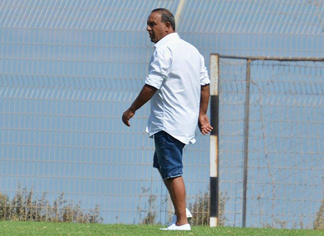 מאמן בית שאן. חיים לוי (אבי רביבו, בסט בול)