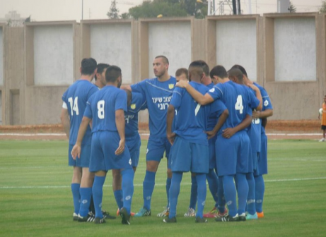 נקודה היסטורית. שחקני בית דגן (אלי שמואלי)