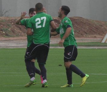 שחקני עמישב חוגגים (שקד מורג)