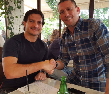 דדי בן דיין וניר קלינגר במעמד החתימה