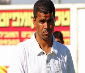 סולימן אזברגה. יאלץ להתמודד בלי השוער שלו בחודש הקרוב