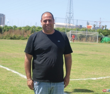 אבי לילוס (אלון יהודיוף)