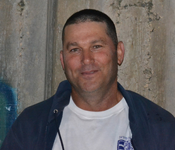 עידו אגוזי ז