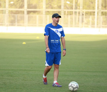 שביט. מפגש נגד האקסית (קובי פורטל)