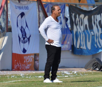 חיים לוי (אבי רביבו, בסט בול)