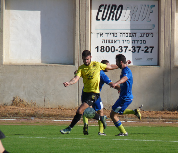 משחק טקטי בין חולון ופתח תקווה (אלי שמואלי)