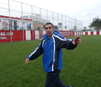 גורדנה על הקווים בחולון (אלי שמואלי)